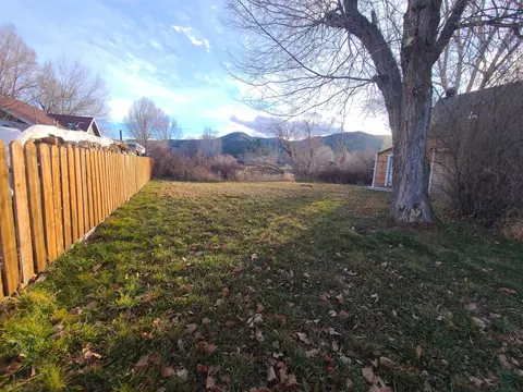 Exterior - 312 Main St, Loyalton, CA 96118 photo 2 of 5