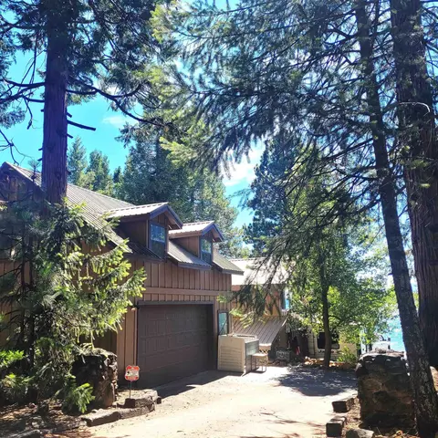 5823 Highway 147, Lake Almanor, CA 96137