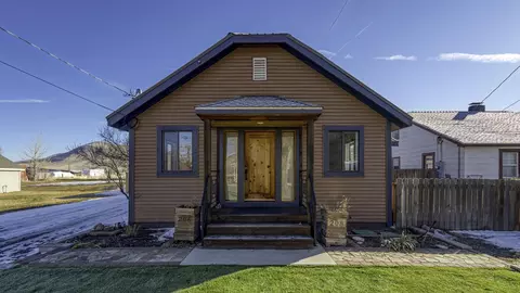 206 Alleghany St, Loyalton, CA 96118