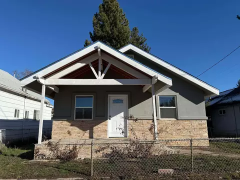 221 Main St, Portola, CA 96122