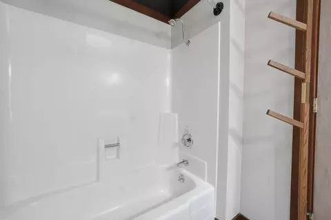 Bath - 39 Graeagle Meadows Rd #39, Graeagle, CA 96103 photo 2 of 6