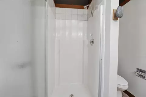 Bath - 39 Graeagle Meadows Rd #39, Graeagle, CA 96103 photo 4 of 6