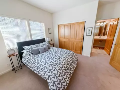 Bedroom - 153 Fox Tail Ln, Clio, CA 96106 photo 3 of 4