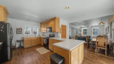 Kitchen - 5371 Main St, Johnsville, CA 96103 photo 2 of 3