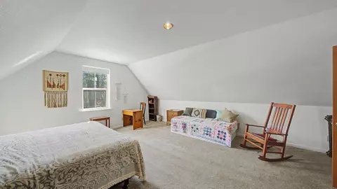 Bedroom - 5371 Main St, Johnsville, CA 96103 photo 7 of 8