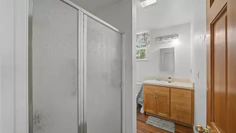 Bath - 5371 Main St, Johnsville, CA 96103 photo 1 of 3