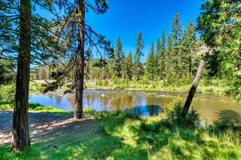 View/Area - 1000 Golden Feather Ranch Rd, Graeagle, CA 96103 photo 4 of 6