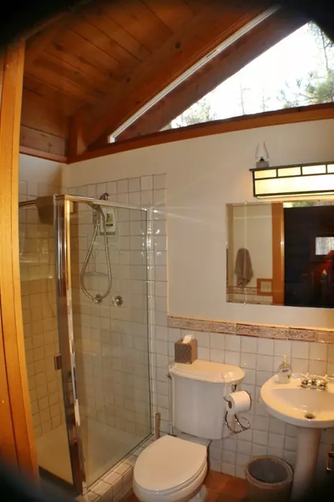 Bath - 1000 Golden Feather Ranch Rd, Graeagle, CA 96103 photo 1 of 3