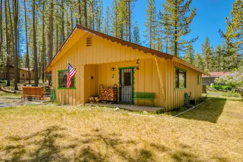 2 Washo Trl, Graeagle, CA 96103