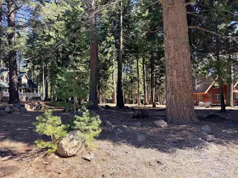 722 Conifer Trl, Lake Almanor, CA 96137