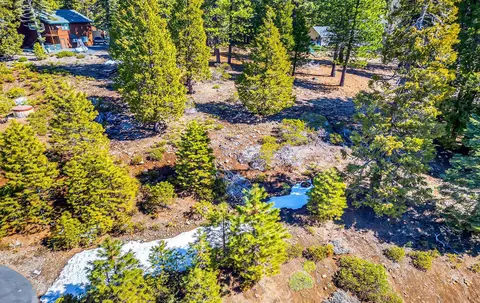 285 Osprey Loop, Lake Almanor West, CA 96020