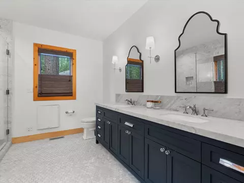 Bath - 355 Quail View Cir, Clio, CA 96106 photo 2 of 6