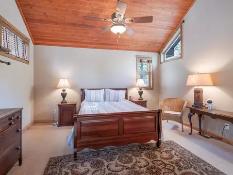 Bedroom - 213 Cody Dr, Clio, CA 96106 photo 4 of 5