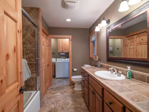 Bath - 213 Cody Dr, Clio, CA 96106 photo 4 of 5