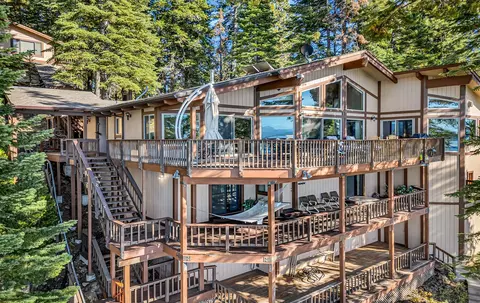 1217 Driftwood Cove Rd, Lake Almanor, CA 96137
