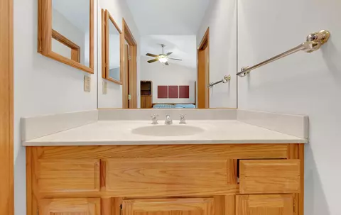 Bath - 309 Osprey Loop, Lake Almanor West, CA 96020 photo 2 of 4