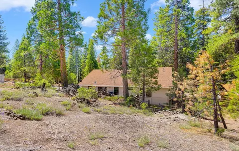 Exterior - 309 Osprey Loop, Lake Almanor West, CA 96020 photo 12 of 16