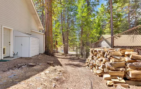 Exterior - 309 Osprey Loop, Lake Almanor West, CA 96020 photo 11 of 16
