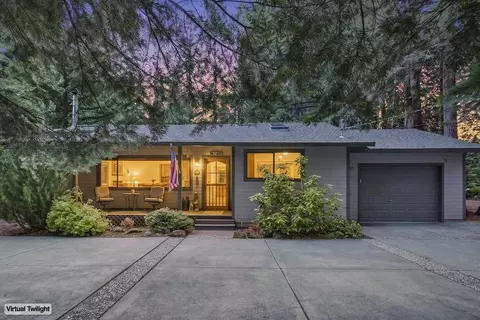 937 Peninsula Dr, Lake Almanor, CA 96137