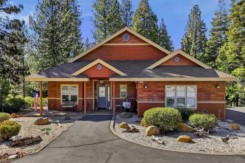 682 Bailey Creek Dr, Lake Almanor, CA 96137
