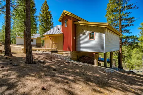 69167 Porcupine Rd, Blairsden, CA 96103