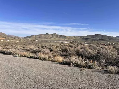 29 Ridgecrest Ln, Chilcoot, CA 96105 photo 5
