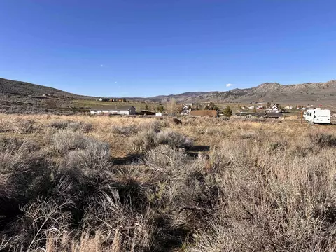 29 Ridgecrest Ln, Chilcoot, CA 96105 photo 3
