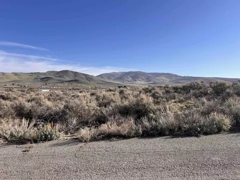 29 Ridgecrest Ln, Chilcoot, CA 96105 photo 6