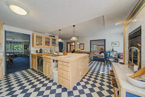 Kitchen - 2 Modoc Trl, Graeagle, CA 96103 photo 3 of 6