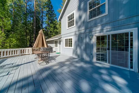 Exterior - 2 Modoc Trl, Graeagle, CA 96103 photo 8 of 17