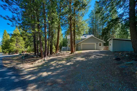 Exterior - 2 Modoc Trl, Graeagle, CA 96103 photo 2 of 17