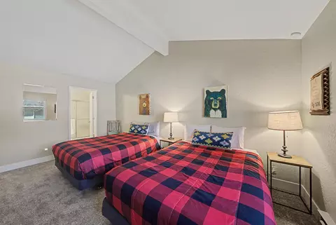 Bedroom - 39 S Aspen Cir, Blairsden, CA 96103 photo 4 of 6