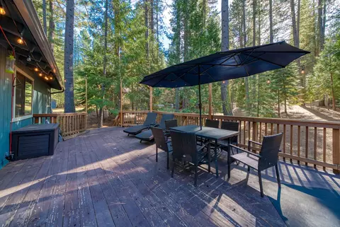 Exterior - 15 Shawnee Trl, Graeagle, CA 96103 photo 5 of 14
