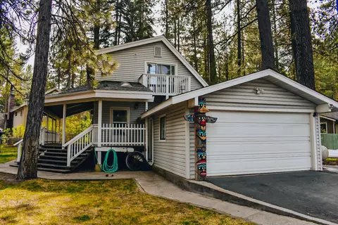 2 Sugar Pine Dr, Blairsden, CA 96103