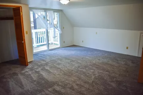 Bedroom - 2 Sugar Pine Dr, Blairsden, CA 96103 photo 4 of 6