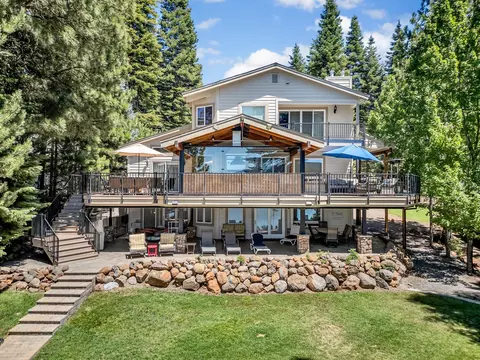 161 Lake Almanor West Dr, Lake Almanor West, CA 96020