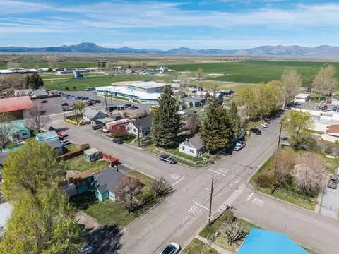 609 Third St, Loyalton, CA 96118 photo 16