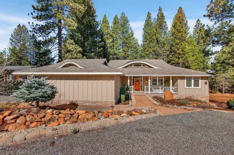 492 Bailey Creek Dr, Lake Almanor, CA 96137