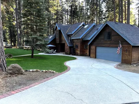 601 Peninsula Dr, Lake Almanor, CA 96137