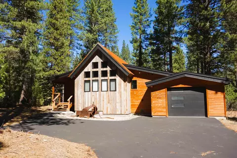 432 Eureka Springs Dr, Blairsden, CA 96103