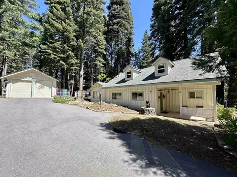 227 Peninsula Dr, Lake Almanor, CA 96137
