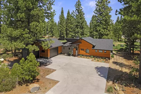 95 Frostwood Ln, Lake Almanor, CA 96137
