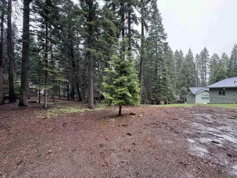 1210 White Fir Trl, Lake Almanor, CA 96137