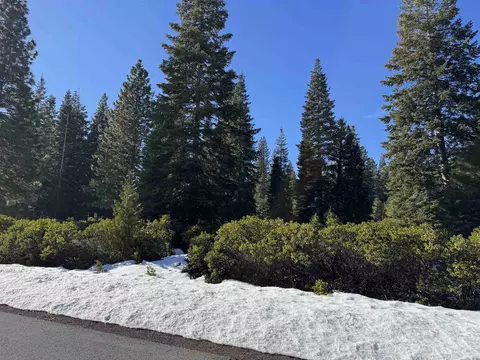 336 Dinsmore Dr, Lake Almanor, CA 96137