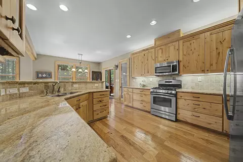 Kitchen - 215 Black Bear Trl, Clio, CA 96106 photo 6 of 7