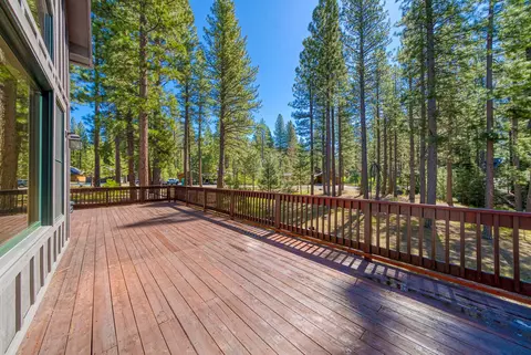Exterior - 215 Black Bear Trl, Clio, CA 96106 photo 5 of 8