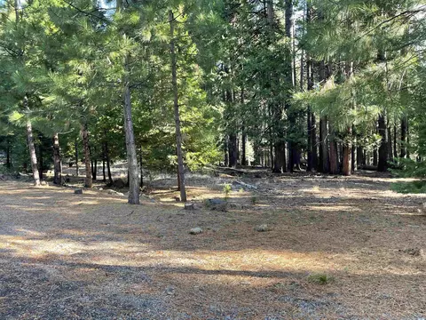 616 Clifford Dr, Lake Almanor, CA 96137