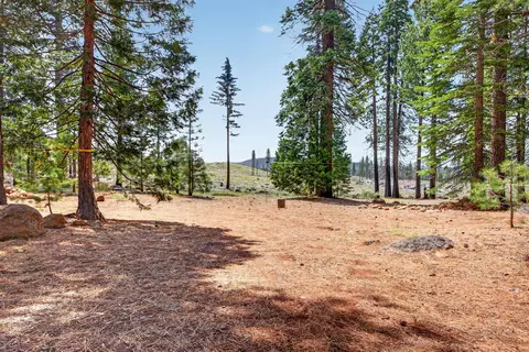 Exterior - 326 Osprey Loop, Lake Almanor West, CA 96020 photo 7 of 8