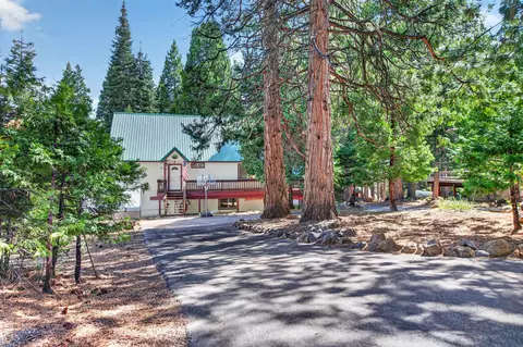 610 W Burnt Cedar Rd #20, Lake Almanor, CA 96137