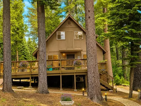 527 Spruce Cir, Lake Almanor, CA 96137
